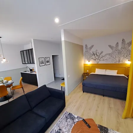 Apartment Golden Palms In The Centre Riga